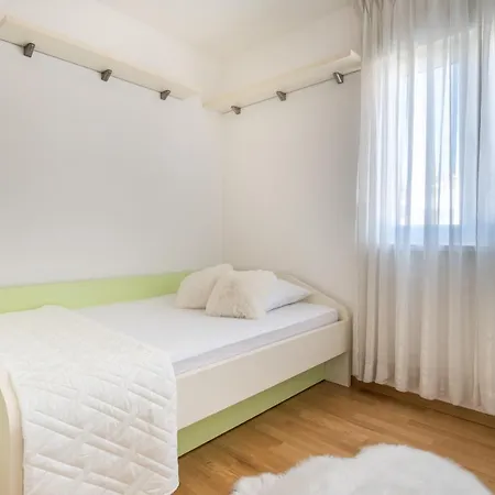 Apartmán Apartman Dela *