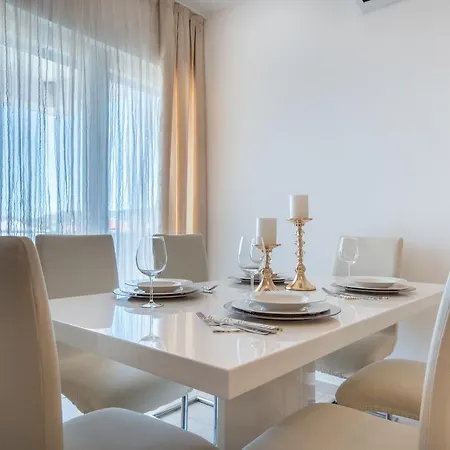 Apartman Dela *